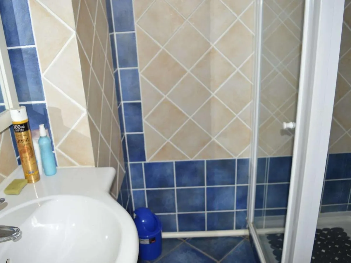Studio Mezzanine Climatise Avec Terrasse, Parking Prive Et Proche Plage A Cavalaire - Fr-1-226B-30 Γαλλία